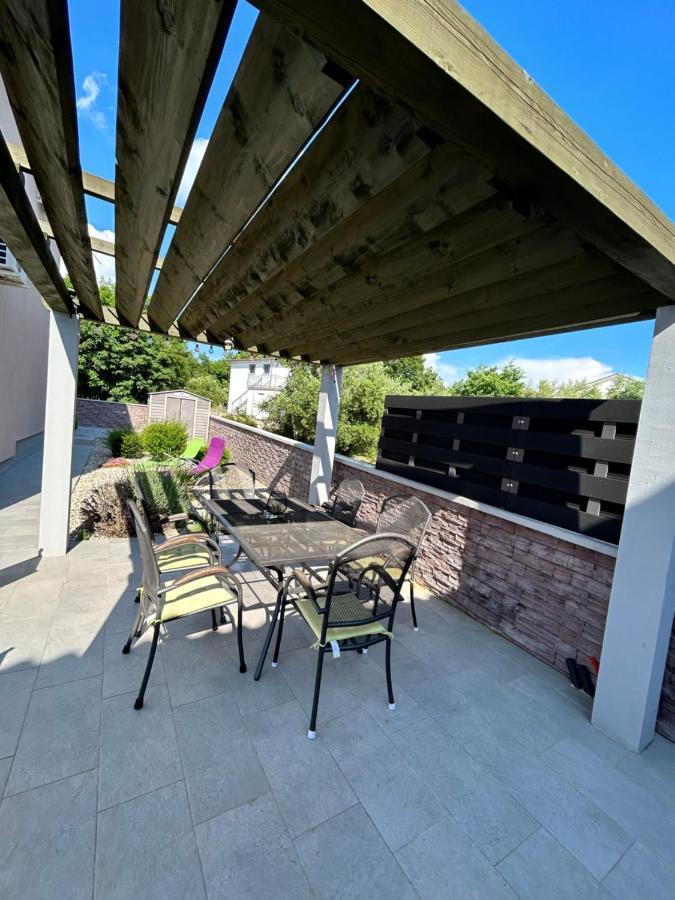 Holiday House "Sabine Green" Skrbcici Exterior photo